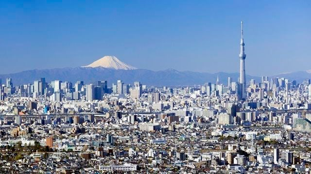 失われた35年間